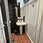 Din * Σκόπια
